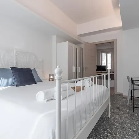 Italian Experience-suite Santa Maria Gualtieri Апартаменты