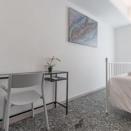Апартаменты Italian Experience-suite Santa Maria Gualtieri