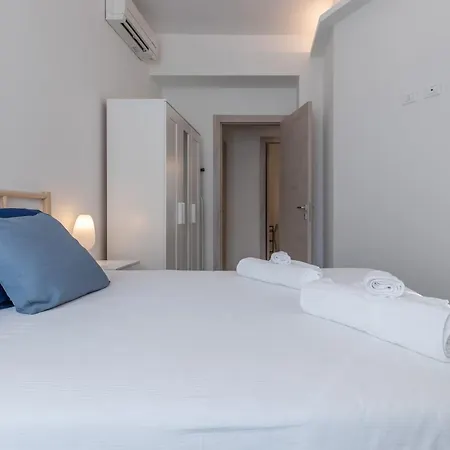 Italian Experience-suite Santa Maria Gualtieri * Павия