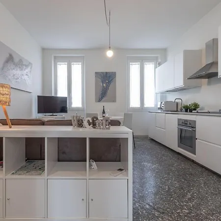 Апартаменты Italian Experience-suite Santa Maria Gualtieri